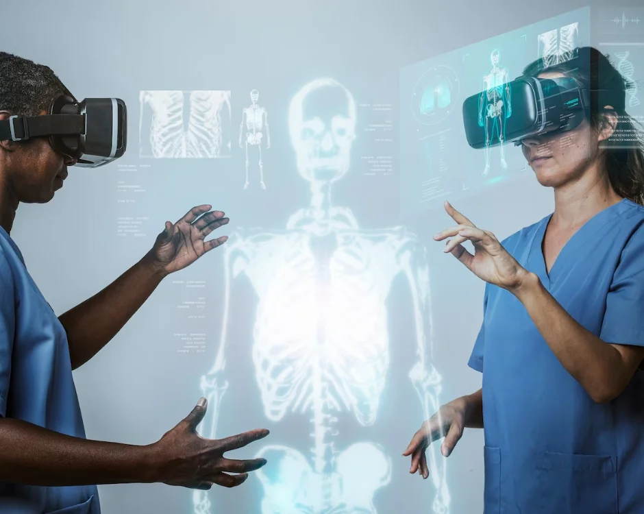 Design and implementation of instructional 3D Web-based interactive medical devices