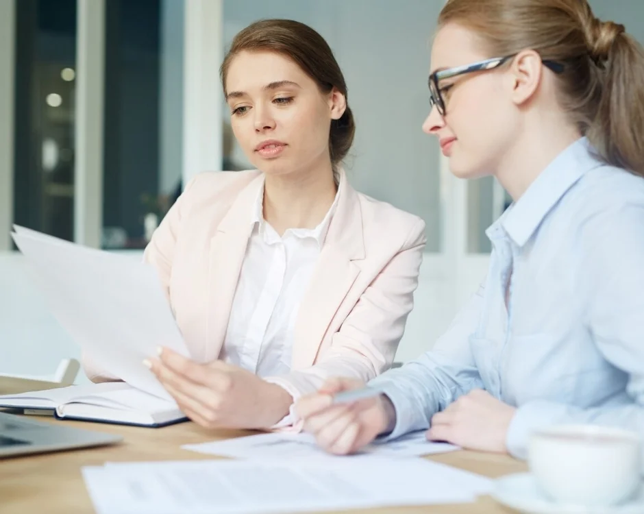What is the peer-review of a manuscript_ List out the benefits of peer-reviewing a manuscript